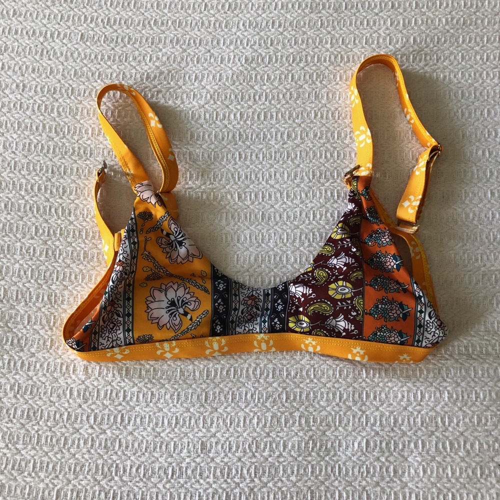 SHEIN Bikini Top